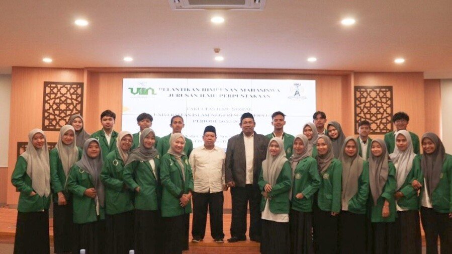 Pelantikan Himpunan Mahasiswa Jurusan Ilmu Perpustakaan